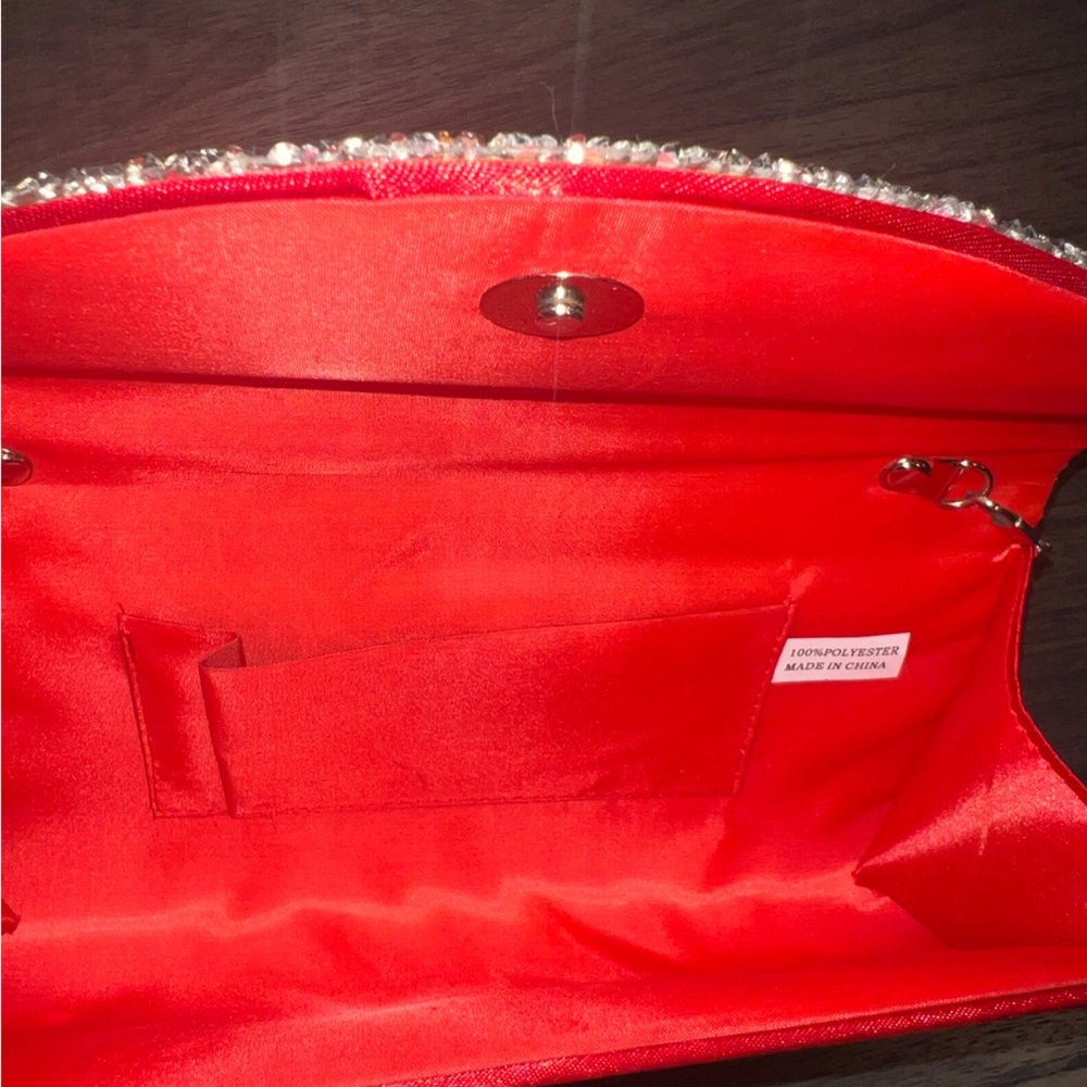 ❤️✨Prom✨❤️Bag Red With Rhinestones And Silver Hardware - Picture 3 of 4